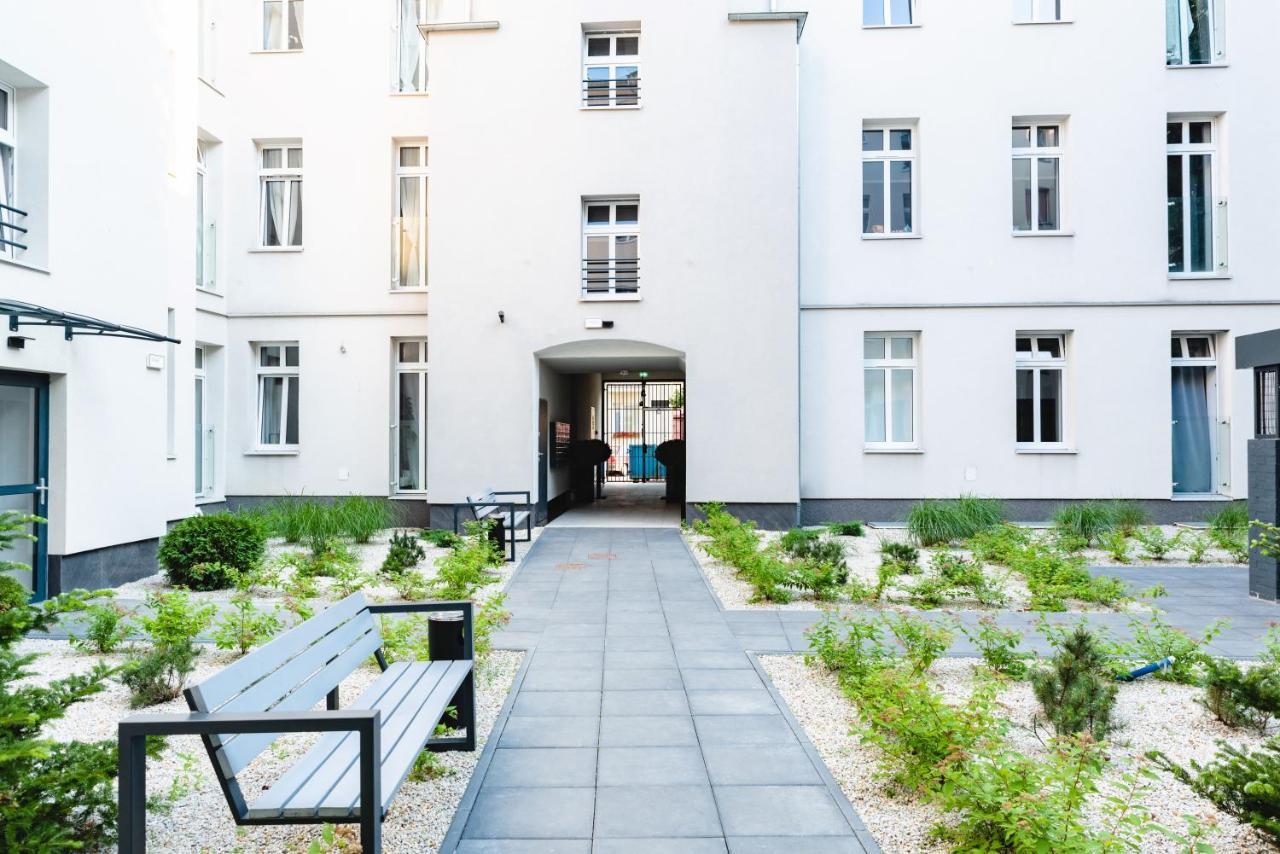 Apartamenty Pamiatkowa 11, 2 Rooms, Self Check In 24H Poznan Exterior photo