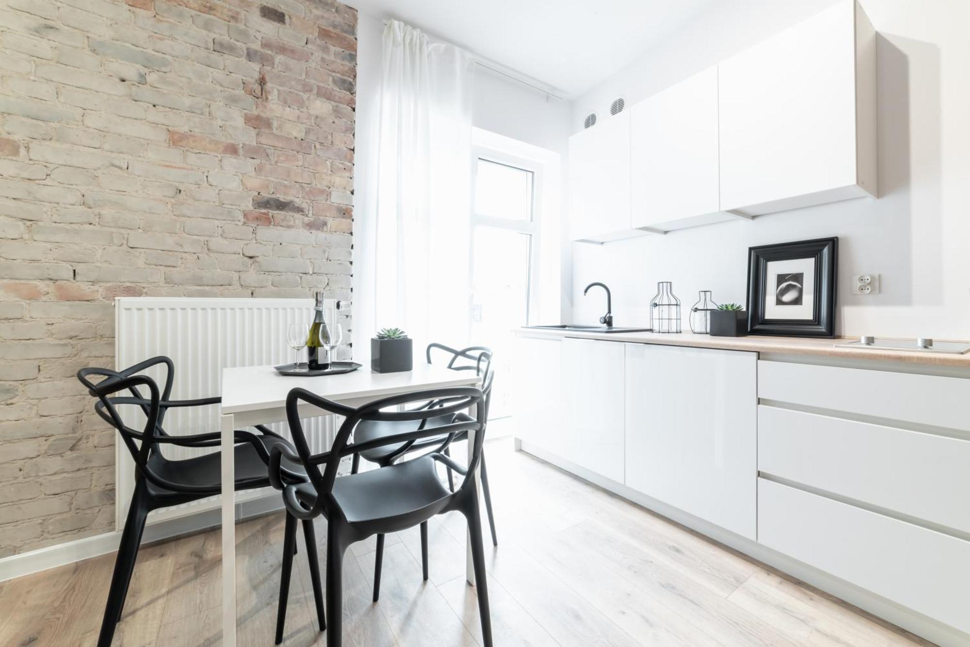 Apartamenty Pamiatkowa 11, 2 Rooms, Self Check In 24H Poznan Exterior photo